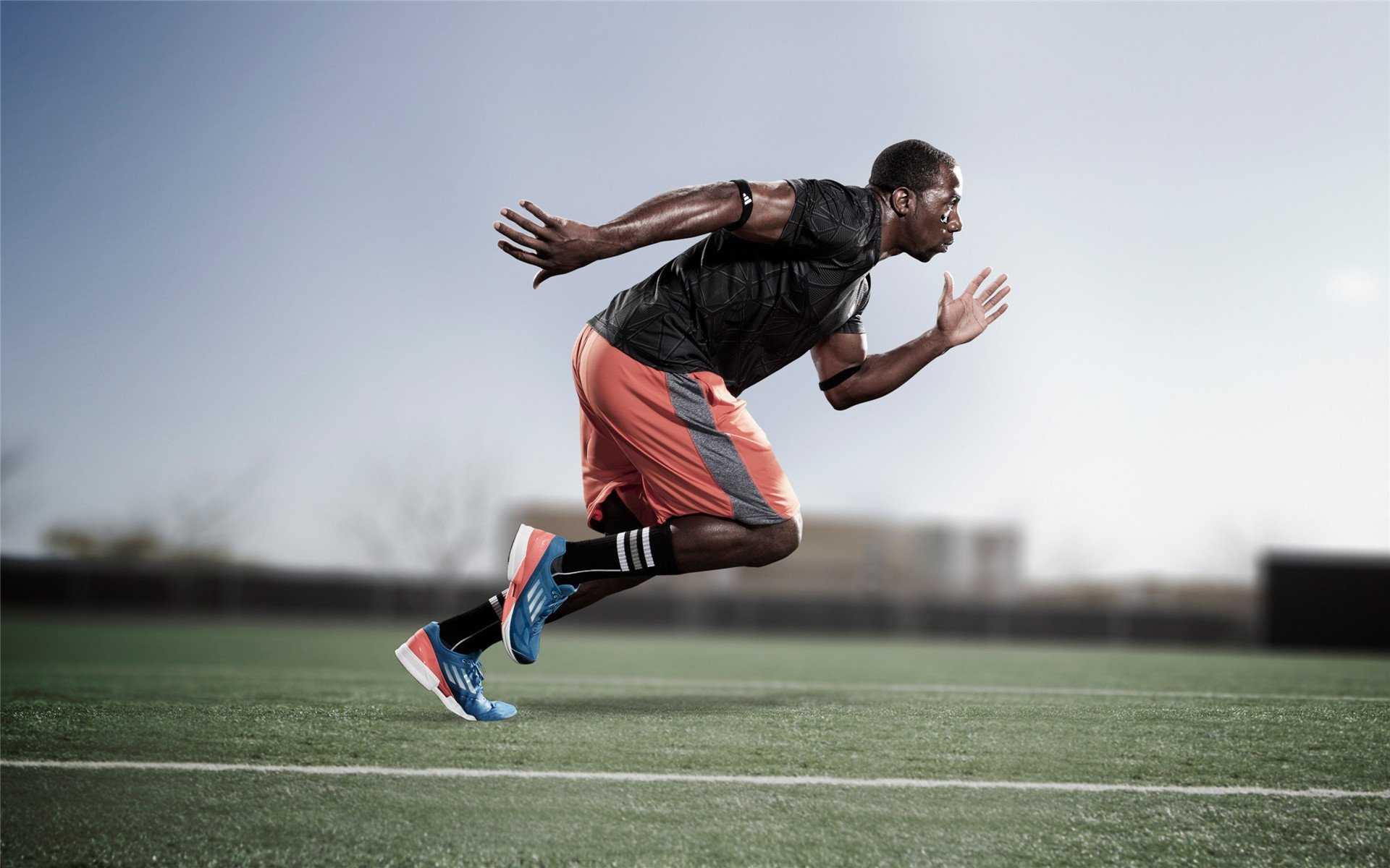 出发弹跳力增强，起跑阶段优势明显，弹跳力和爆发力训练计划